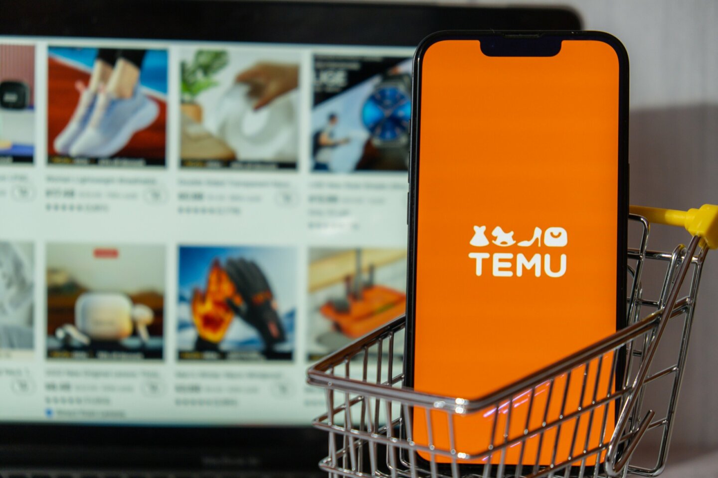 U.S. Proposes New Shipping Regulations to Rein in Shein and Temu Amid Growing Market Concerns