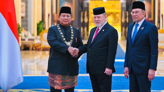 President Prabowo Receives Johor’s Royal Distinction in Celebration of Regional Unity